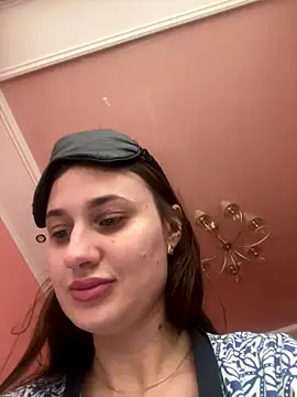 Flossy Vettie online show from September 2025 12:10:02 PM