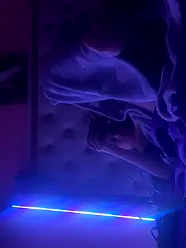 Flossy Vettie online show from October 2025 12:16:02 AM