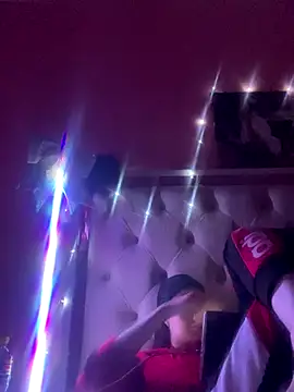 Flossy Vettie online show from December 2025 02:56:01 PM