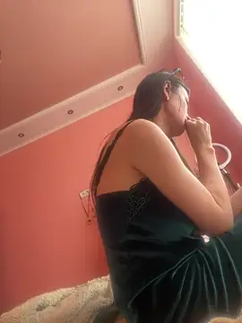 Flossy Vettie online show from February 2026 10:02:01 AM