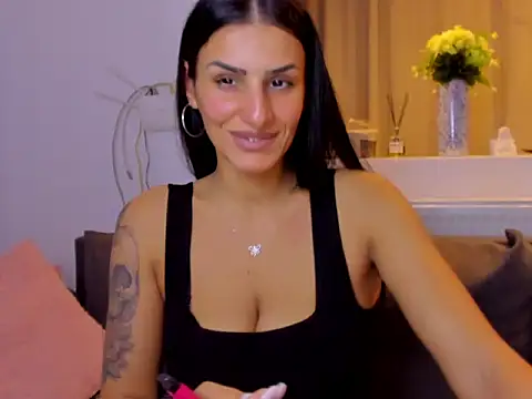 Snapshot of MichelleTwerk chatting on February 2026 05:07:02 PM MichelleTwerk online show from February 2026 05:07:02 PM