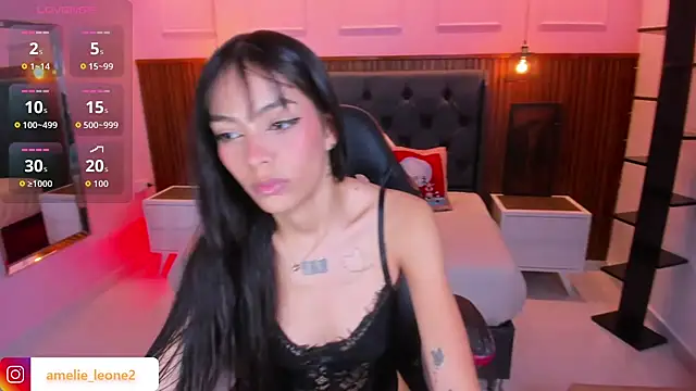 AMELIELEONE online show from November 2025 12:59:03 PM