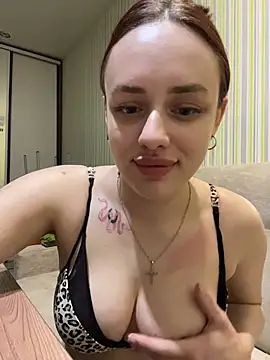 Snapshot of Lisaaan chatting on March 2026 10:10:02 PM Lisaaan online show from March 2026 10:10:02 PM