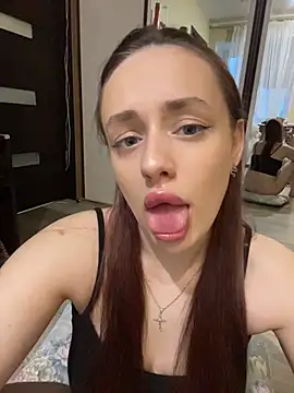 Snapshot of Lisaaan chatting on April 2026 04:12:01 PM Lisaaan online show from April 2026 04:12:01 PM