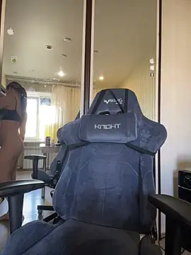 Snapshot of Lisaaan chatting on April 2026 01:41:02 PM Lisaaan online show from April 2026 01:41:02 PM