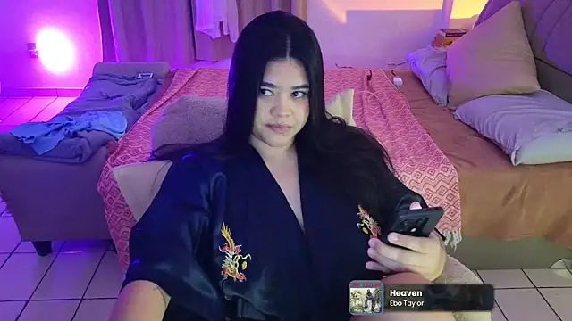 feluriana online show from May 2026 11:34:04 PM