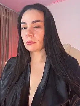 Snapshot of MeganDupont chatting on April 2026 01:38:02 PM MeganDupont online show from April 2026 01:38:02 PM