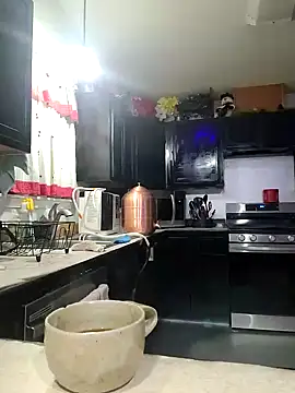 Snapshot of ScarletCallings420 chatting on January 2025 07:46:02 AM ScarletCallings420 online show from January 2025 07:46:02 AM