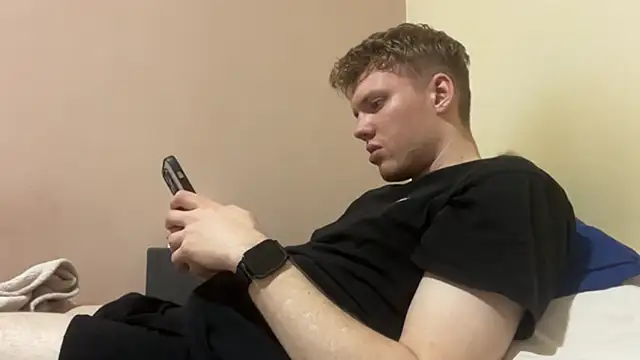 sexybooii6968 online show from October 2025 07:09:02 PM