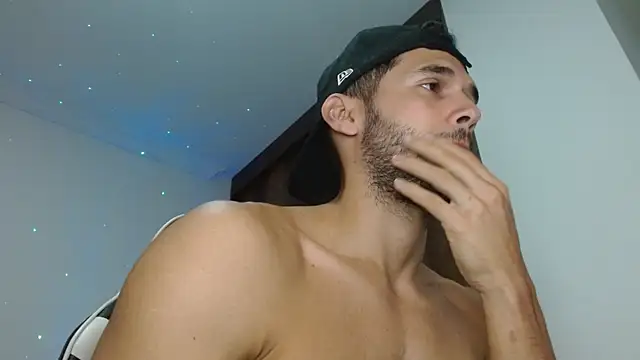 Noah jhonsonn online show from January 2025 11:01:02 AM