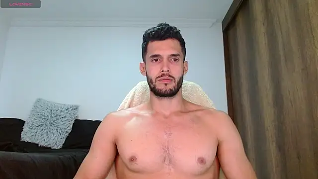 Noah jhonsonn online show from February 2025 05:20:02 PM