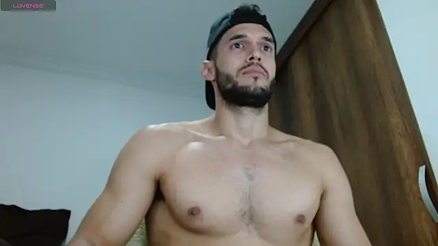 Noah jhonsonn online show from February 2025 10:58:01 AM