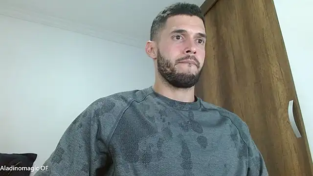 Noah jhonsonn online show from February 2026 02:07:02 AM