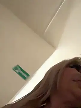 scarlett sexx69 online show from September 2025 06:54:01 PM