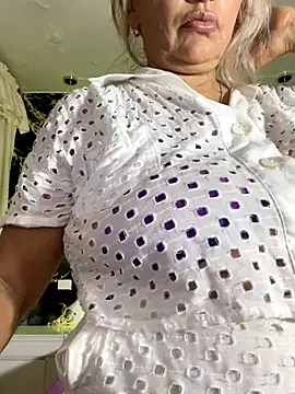 scarlett sexx69 online show from October 2025 06:40:02 PM