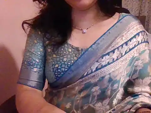 Pinky 4 online show from November 2025 01:46:01 PM