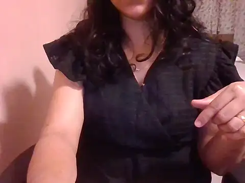 Pinky 4 online show from December 2025 02:33:02 PM