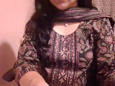 Pinky 4 online show from January 2026 06:22:02 PM