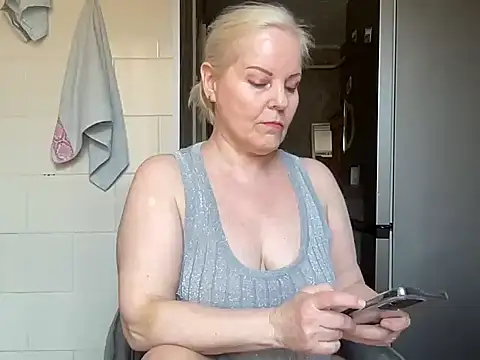 Snapshot of milaja chatting on April 2026 12:42:01 PM milaja online show from April 2026 12:42:01 PM