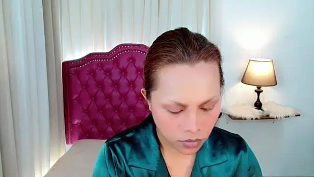 Snapshot of DreamLADYBOY chatting on March 2026 02:22:02 AM DreamLADYBOY online show from March 2026 02:22:02 AM