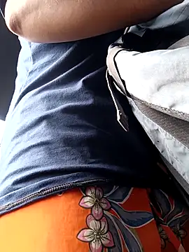 Simone Miller online show from March 2025 01:39:01 PM