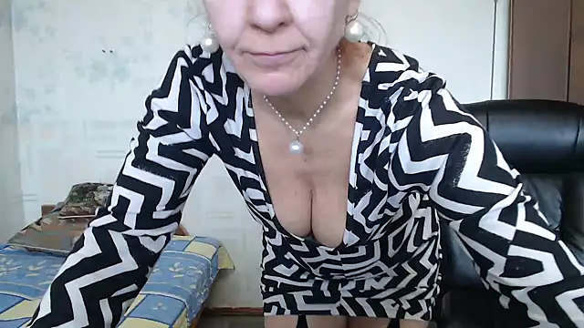 Snapshot of MilayaDFlow chatting on February 2025 11:06:02 AM MilayaDFlow online show from February 2025 11:06:02 AM