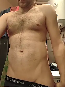 Snapshot of ZupaSerowa chatting on April 2026 08:23:01 PM ZupaSerowa online show from April 2026 08:23:01 PM