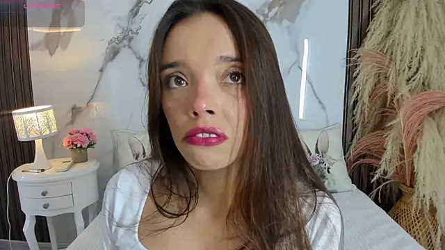 hannahill69 online show from March 2026 05:12:02 AM