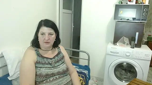 Snapshot of RidemerafSuzana chatting on January 2025 05:32:01 PM RidemerafSuzana online show from January 2025 05:32:01 PM