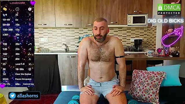 Snapshot of AtlasHorns chatting on December 2024 08:02:01 AM AtlasHorns online show from December 2024 08:02:01 AM