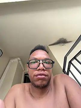 Snapshot of iamrafaelhot chatting on April 2026 12:32:02 PM iamrafaelhot online show from April 2026 12:32:02 PM