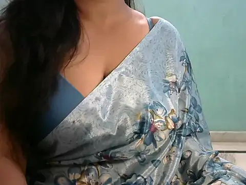 Snapshot of SexyRashmika chatting on April 2026 06:02:01 PM SexyRashmika online show from April 2026 06:02:01 PM