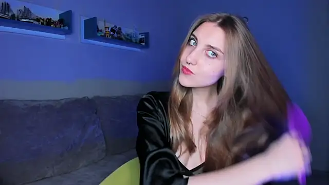 CassiaBlade1 online show from December 2024 07:21:01 PM