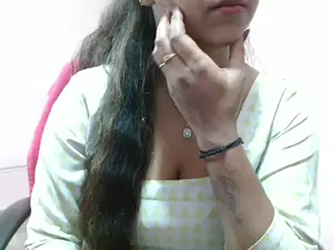 LovingPihu online show from March 2025 08:45:01 AM