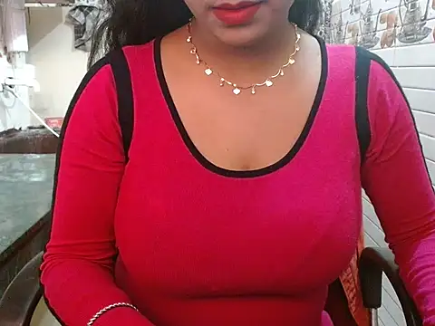 LovingPihu online show from December 2025 05:35:02 AM