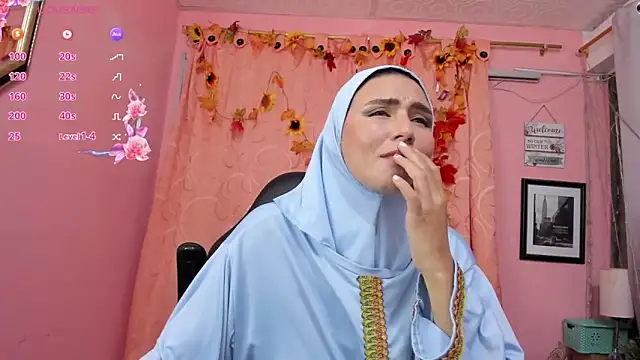 Snapshot of DarshaKhemu chatting on September 2025 08:43:01 PM DarshaKhemu online show from September 2025 08:43:01 PM