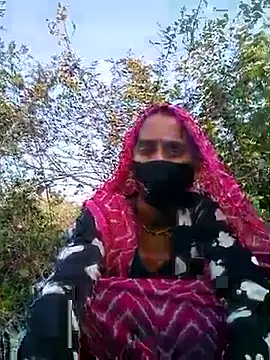 Mohni Das online show from November 2025 10:18:01 AM