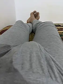 HHHHHxxn online show from April 2026 09:56:01 PM