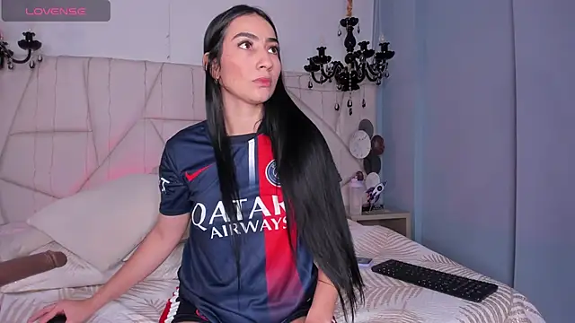 Snapshot of Selenee- chatting on January 2025 02:36:01 PM Selenee- online show from January 2025 02:36:01 PM