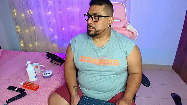 Snapshot of jacoob_woods chatting on February 2025 10:31:01 PM jacoob woods online show from February 2025 10:31:01 PM