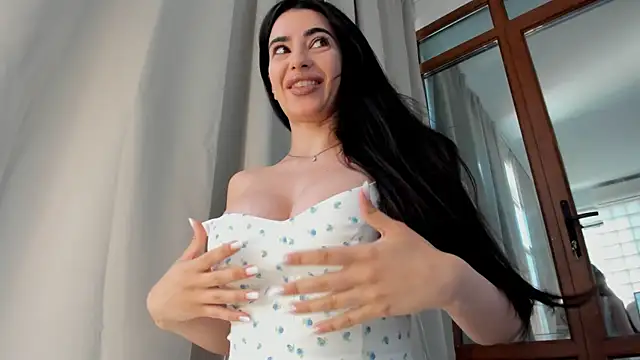 Snapshot of Naila18 chatting on July 2026 06:16:01 AM Naila18 online show from July 2026 06:16:01 AM