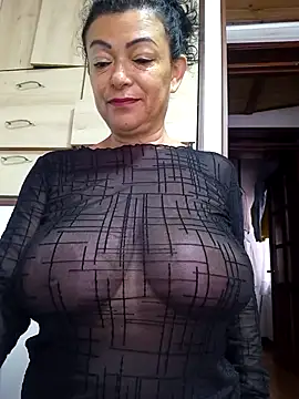 Snapshot of Friendly_2024 chatting on April 2026 12:56:01 PM Friendly 2024 online show from April 2026 12:56:01 PM