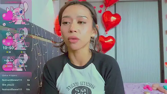 Mia Tin online show from February 2025 08:43:02 AM