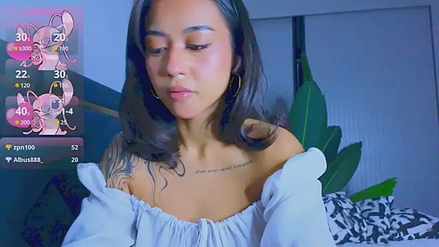 Mia Tin online show from October 2025 05:44:02 PM