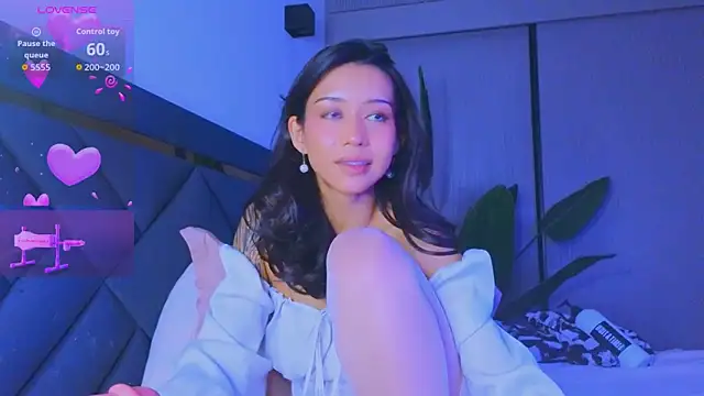 Mia Tin online show from March 2026 11:58:01 AM