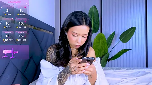 Mia Tin online show from July 2026 10:51:02 AM
