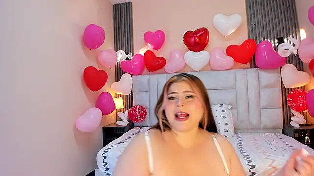 EYMI TOMSOM online show from February 2026 03:14:02 AM