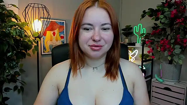 Snapshot of LAYLAxSTAR chatting on September 2025 06:24:02 AM LAYLAxSTAR online show from September 2025 06:24:02 AM