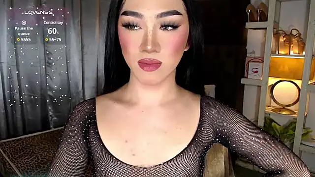 Snapshot of Local_Hoelyx chatting on December 2024 01:31:02 PM Local Hoelyx online show from December 2024 01:31:02 PM