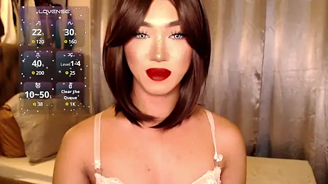 Snapshot of Local_Hoelyx chatting on January 2025 06:44:01 PM Local Hoelyx online show from January 2025 06:44:01 PM